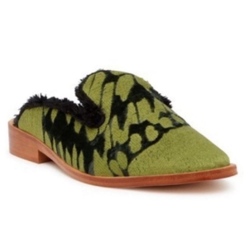 Free People Butterfly Effect Faux Fur Mule Size 37 Green Slip On Flat Loafer New